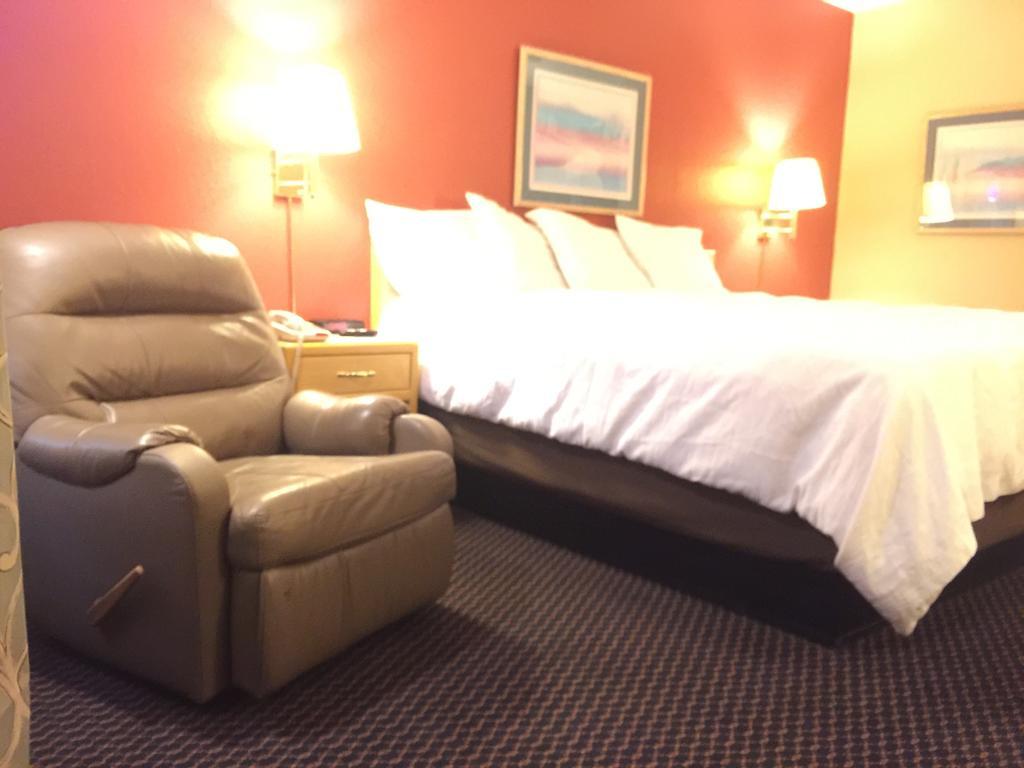 Americas Best Value Inn - Garden City Εξωτερικό φωτογραφία